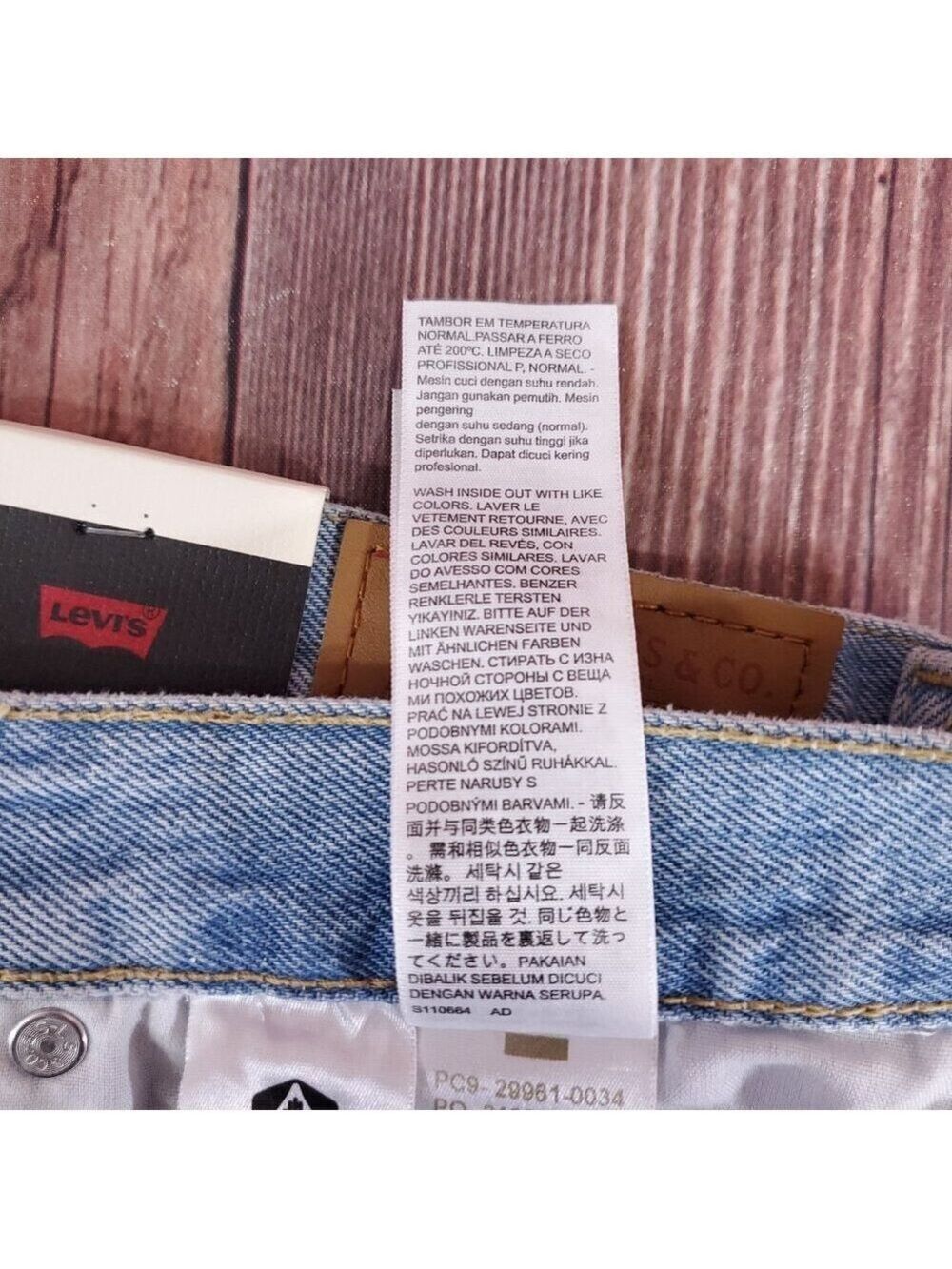 NWT Levis Womens Size 32 501 Rolled Shorts Mid Rise Button Fly Big E Denim Blue - Picture 14 of 16